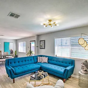Holiday home Charming With Patio About 3 Miles To Dtwn!, Phoenix